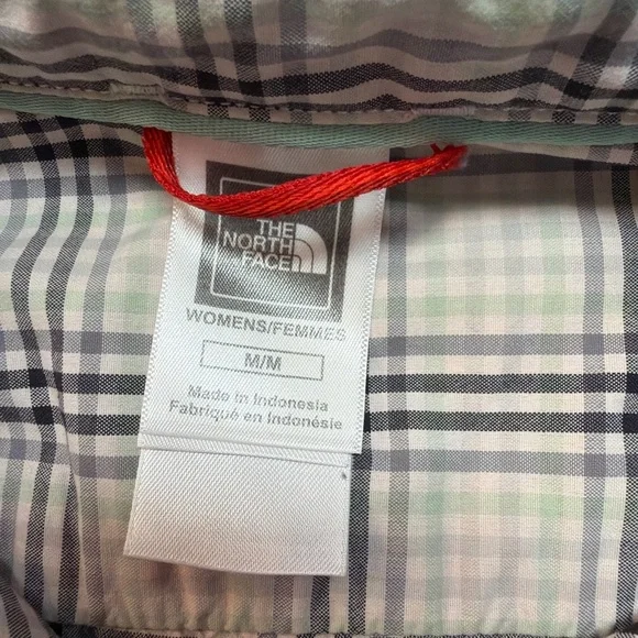 The North Face Women's Plaid Shirt - Green and White 1750 - Picture 3 of 6